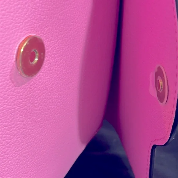 NEW $1800 Versace paradise hot Pink and Gold Medusa yummy leather Crossbody - Picture 8 of 10